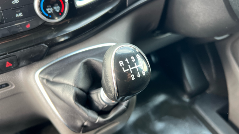 Ford Transit Custom 280 L1 Diesel Fwd 2.0 EcoBlue 130ps Low Roof Limited Van